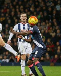  纽卡斯尔爆冷击败曼城，终结蓝月十二连胜  