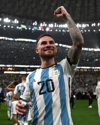  尼斯中场悍将转会，英超豪门斥资引进  