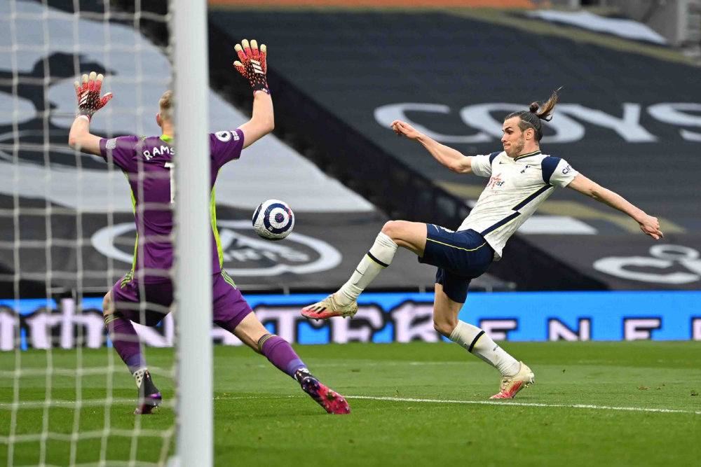  热刺核心复出即献助攻帽子戏法  