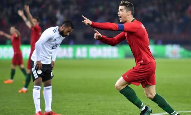  那不勒斯补时绝平，艰难守住欧冠席位  